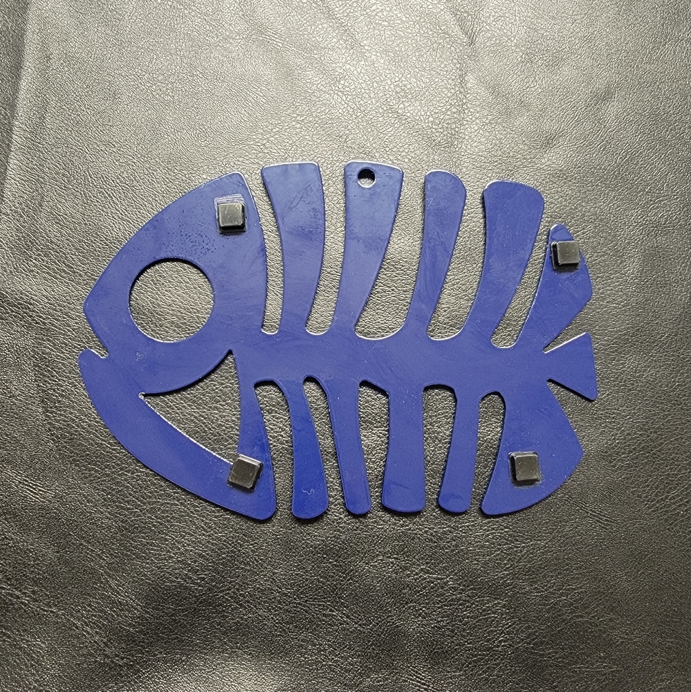 Fish Bone Trivet - Picture 8 of 10